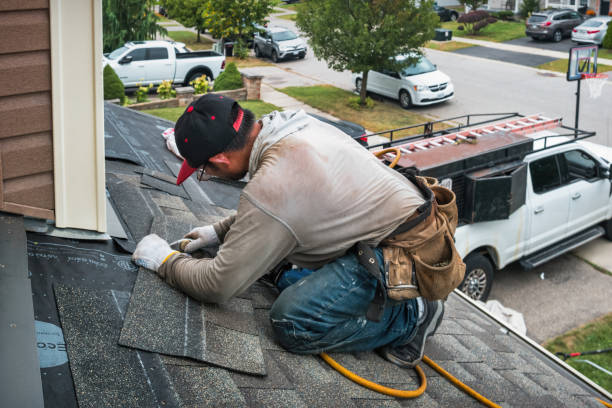 Professional Roofing technician working in Pinola, MS